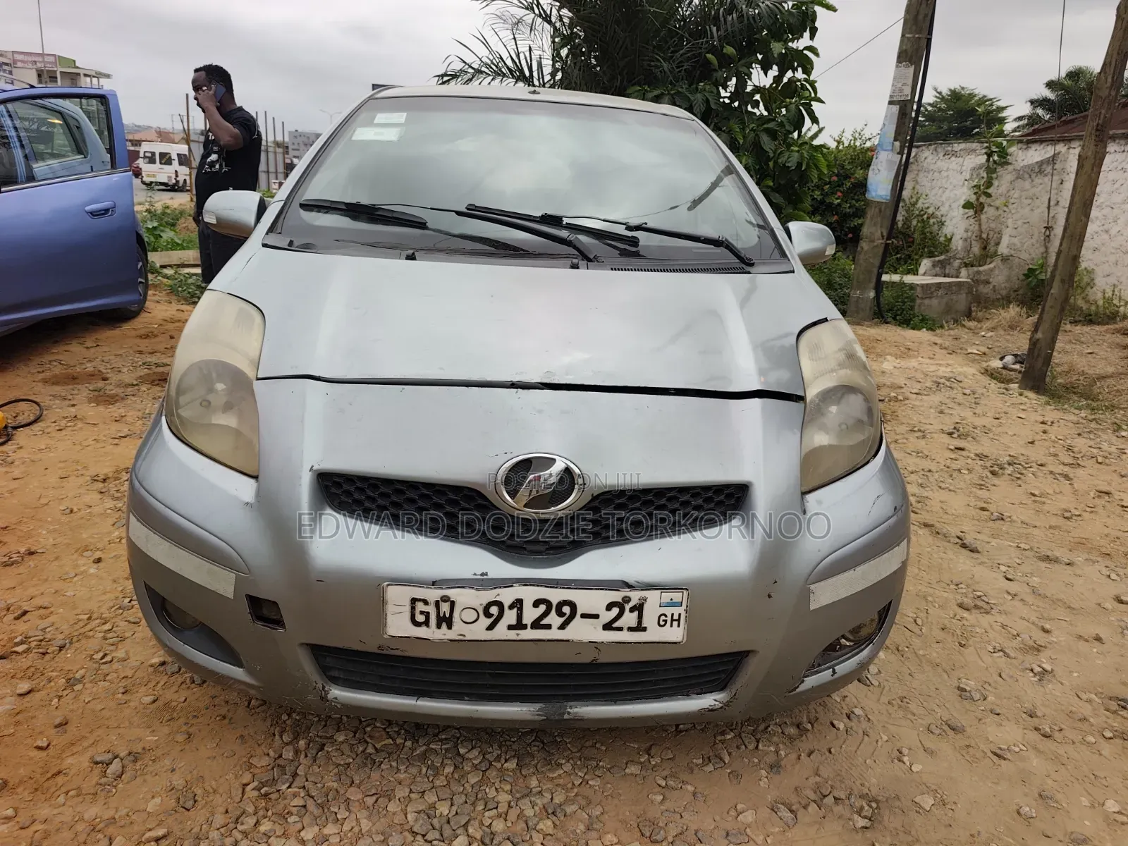 Toyota Vitz 2010 Gray