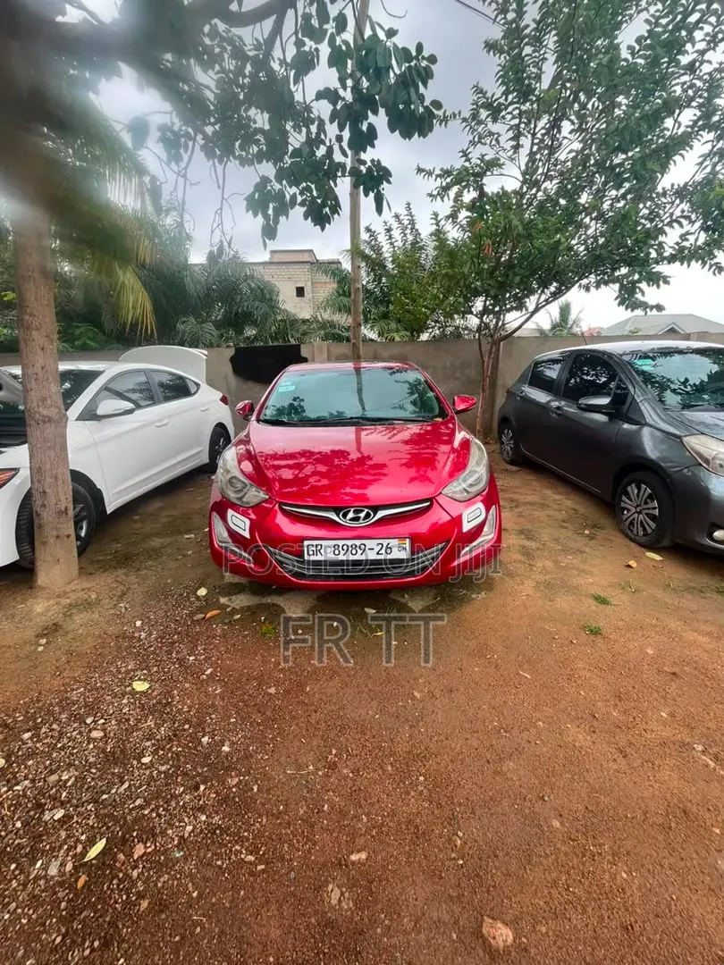 Hyundai Elantra 2015 Red
