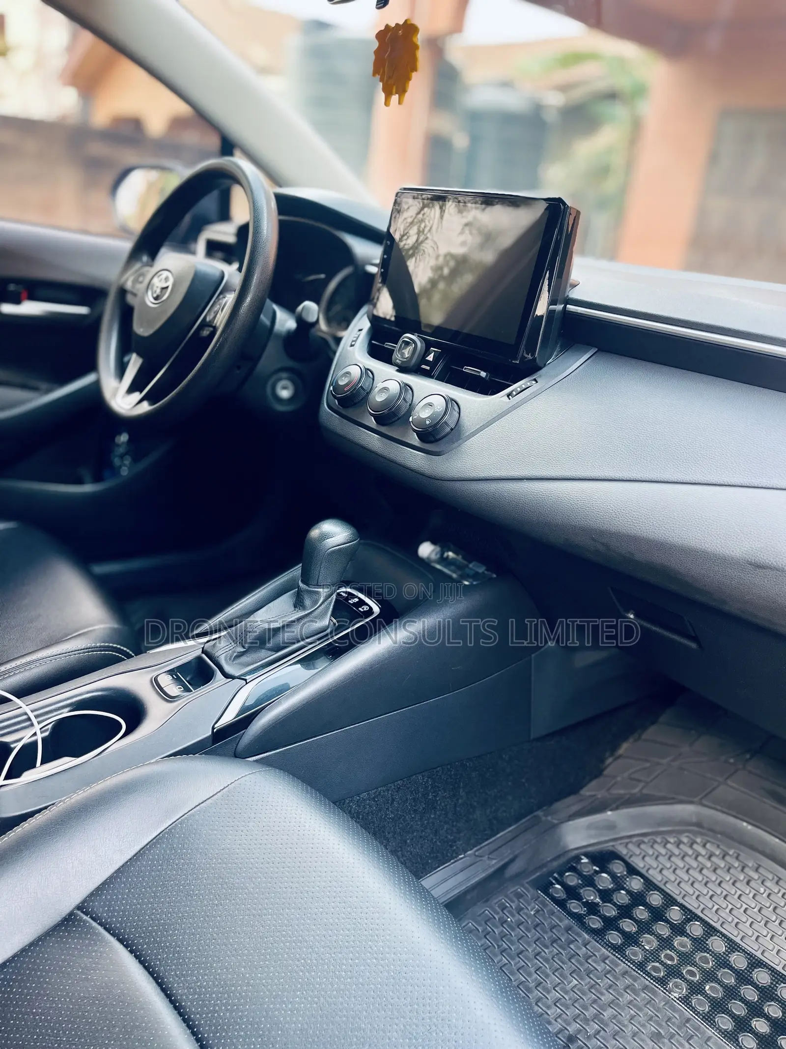 Toyota Corolla LE 2020 Black