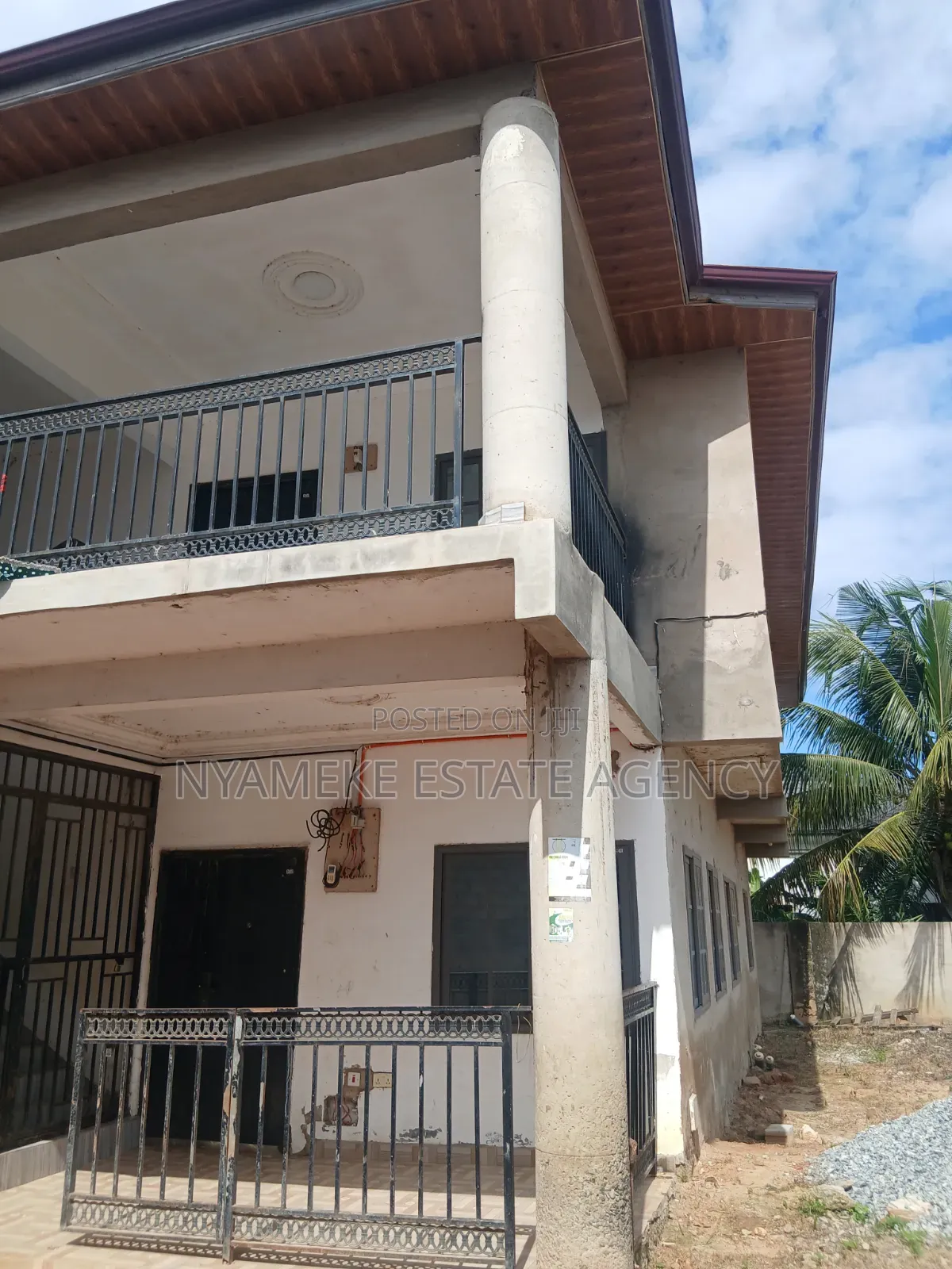 2bdrm Apartment in Sahara New Road, Exhibition for rent