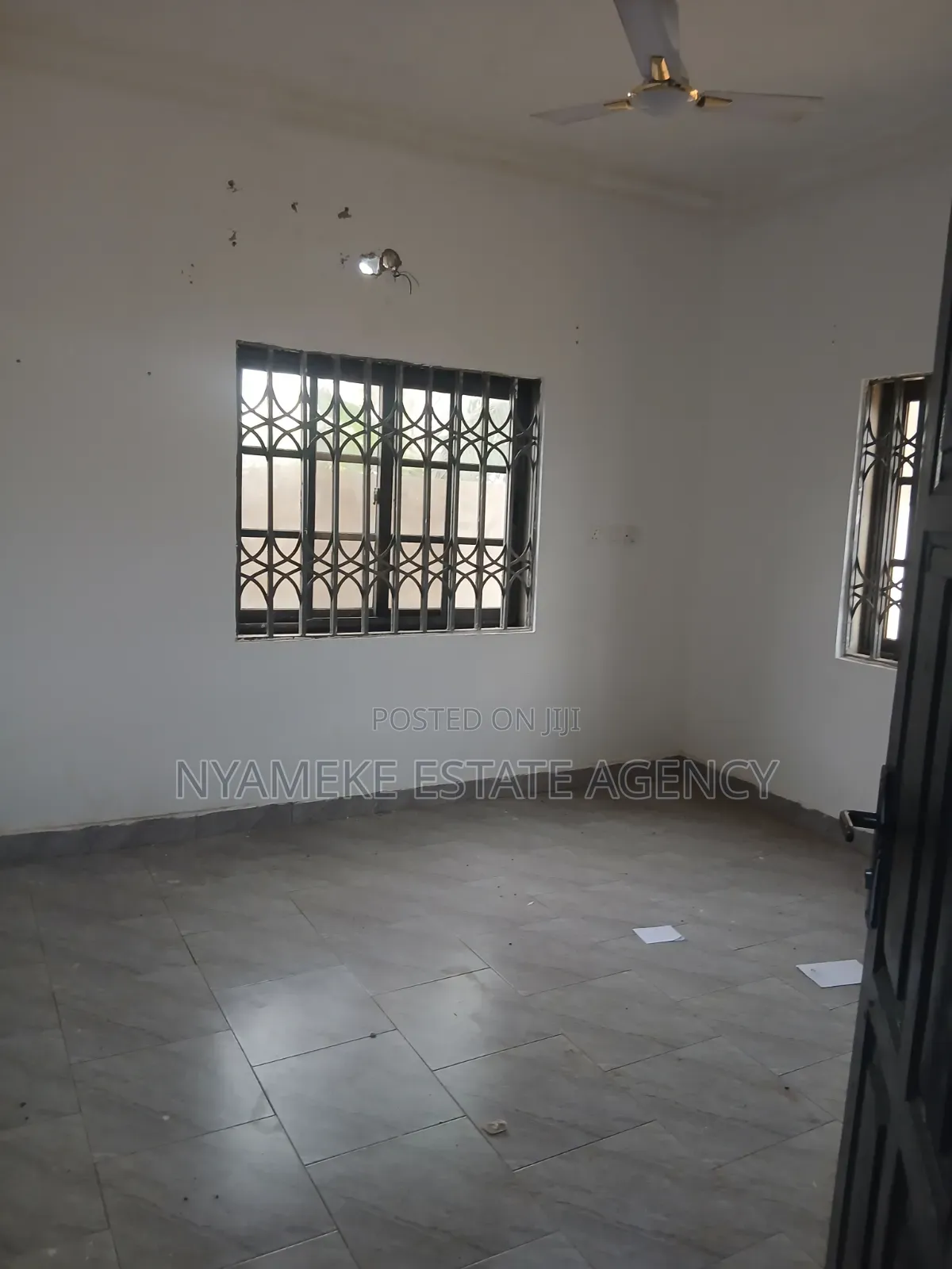 2bdrm Apartment in Sahara New Road, Exhibition for rent