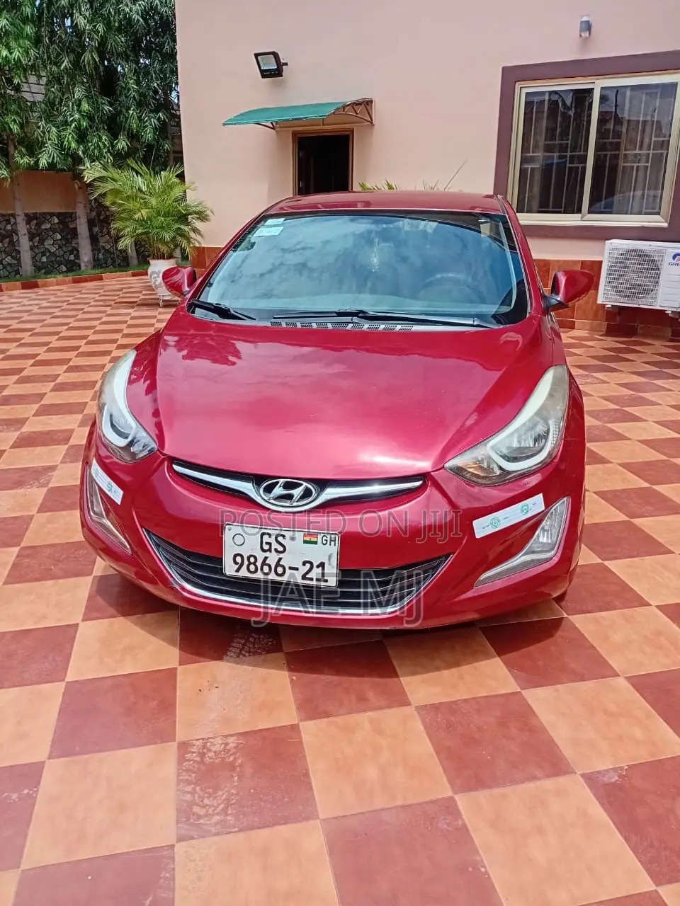 Hyundai Elantra 2016 Red