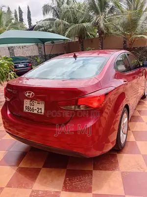 Hyundai Elantra 2016 Red