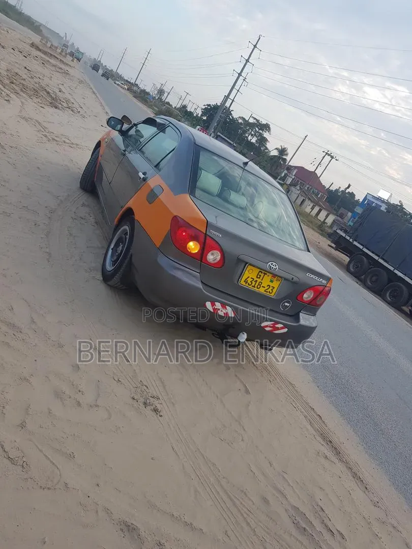 Toyota Corolla 2008 Gray