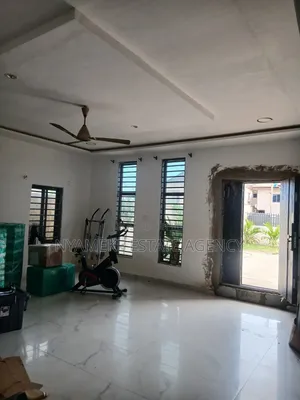 3bdrm House in New Road, Sahara for rent
