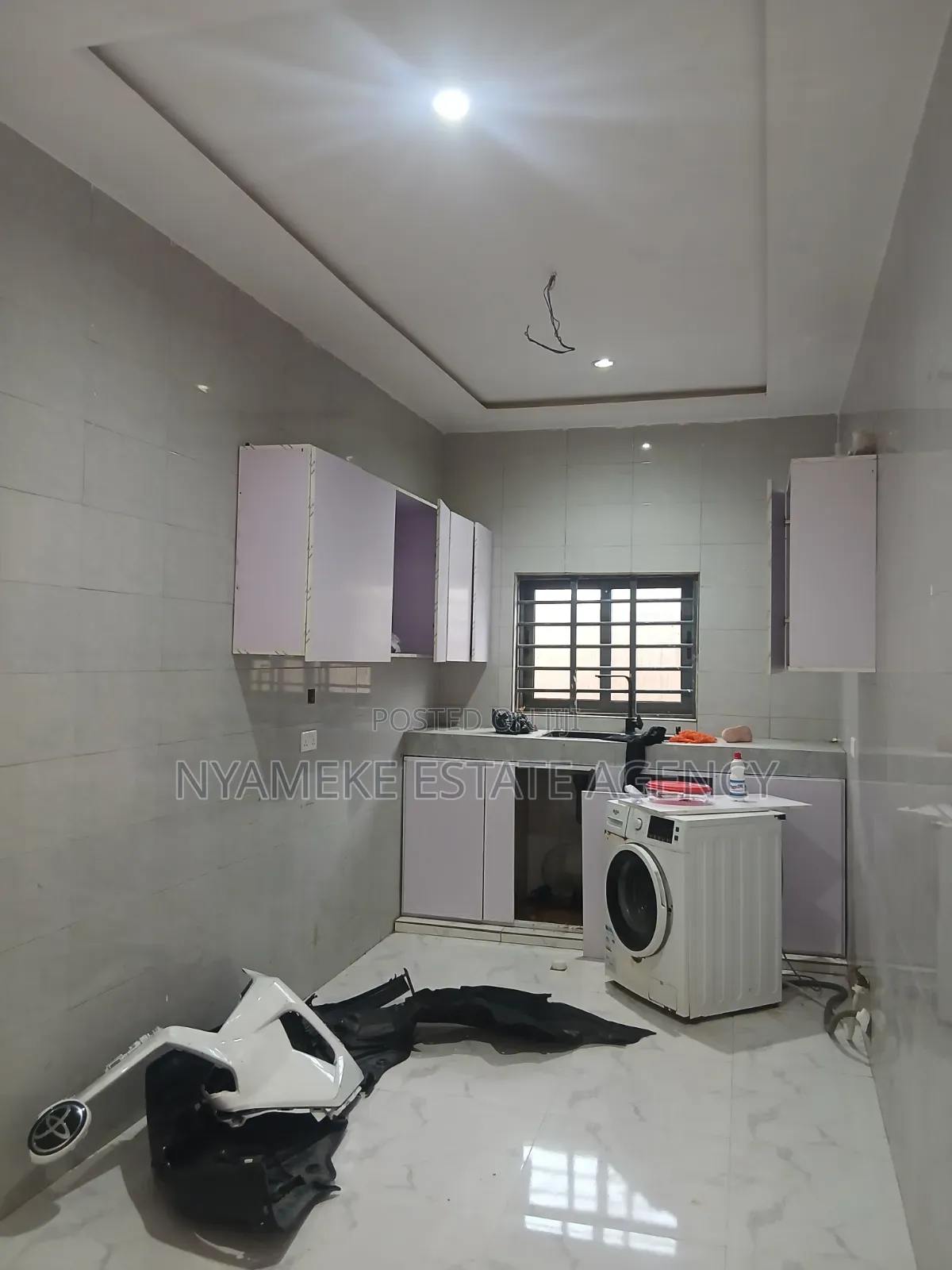 3bdrm House in New Road, Sahara for rent