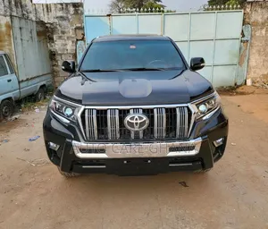 Toyota Land Cruiser Prado 2.8 2021 Black
