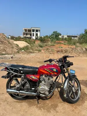 Royal RY125 2026 Red