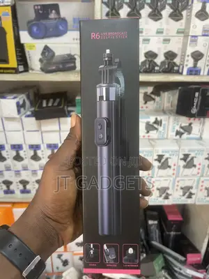 R6 Live Broadcast Selfie Stick — Wireless Tripod Stand