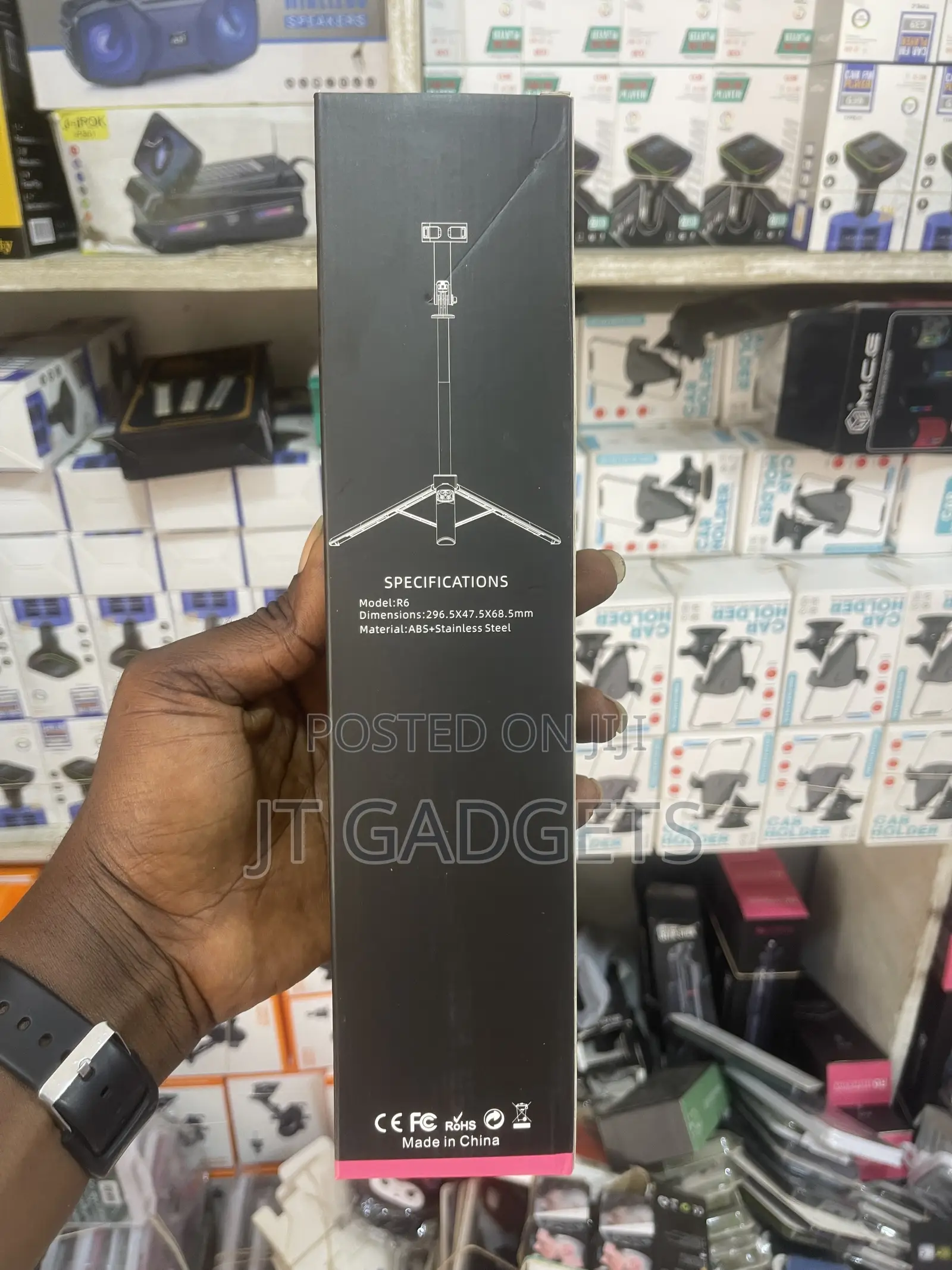 R6 Live Broadcast Selfie Stick — Wireless Tripod Stand