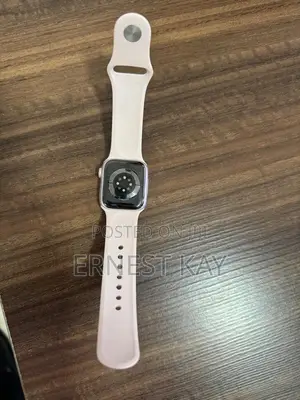 Almost New Apple Smart Watch Series 9 for Sale