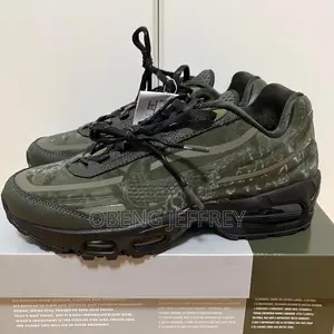 Original Nike Airmax 95 Olive Green/ Black