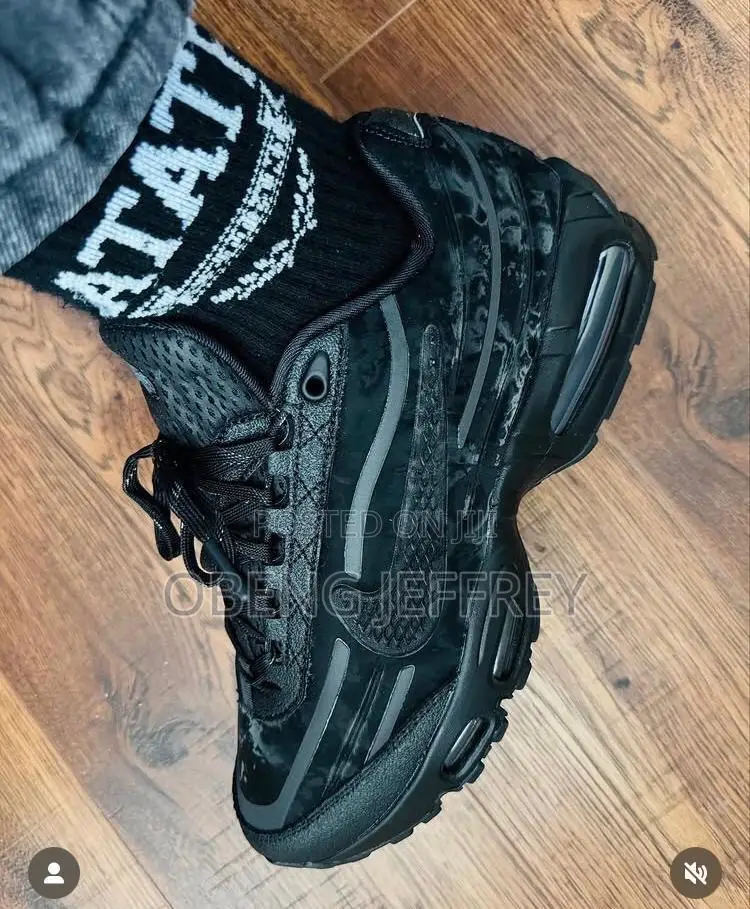 Original Nike Airmax 95 Olive Green/ Black