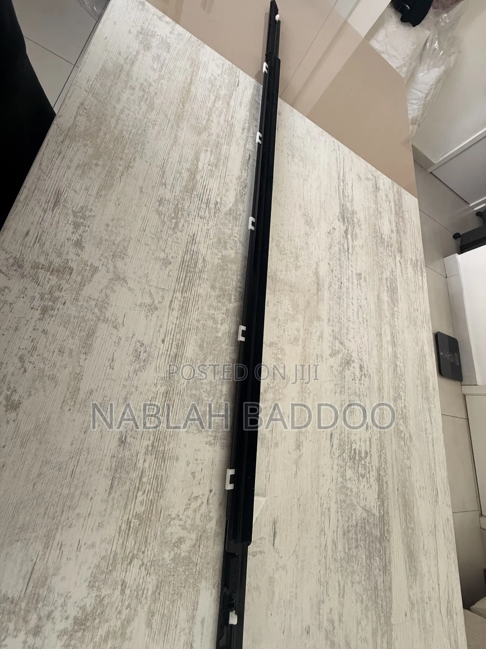 Hyundai Palisade Front Right Door Belt Weatherstrip – 82220-S8000