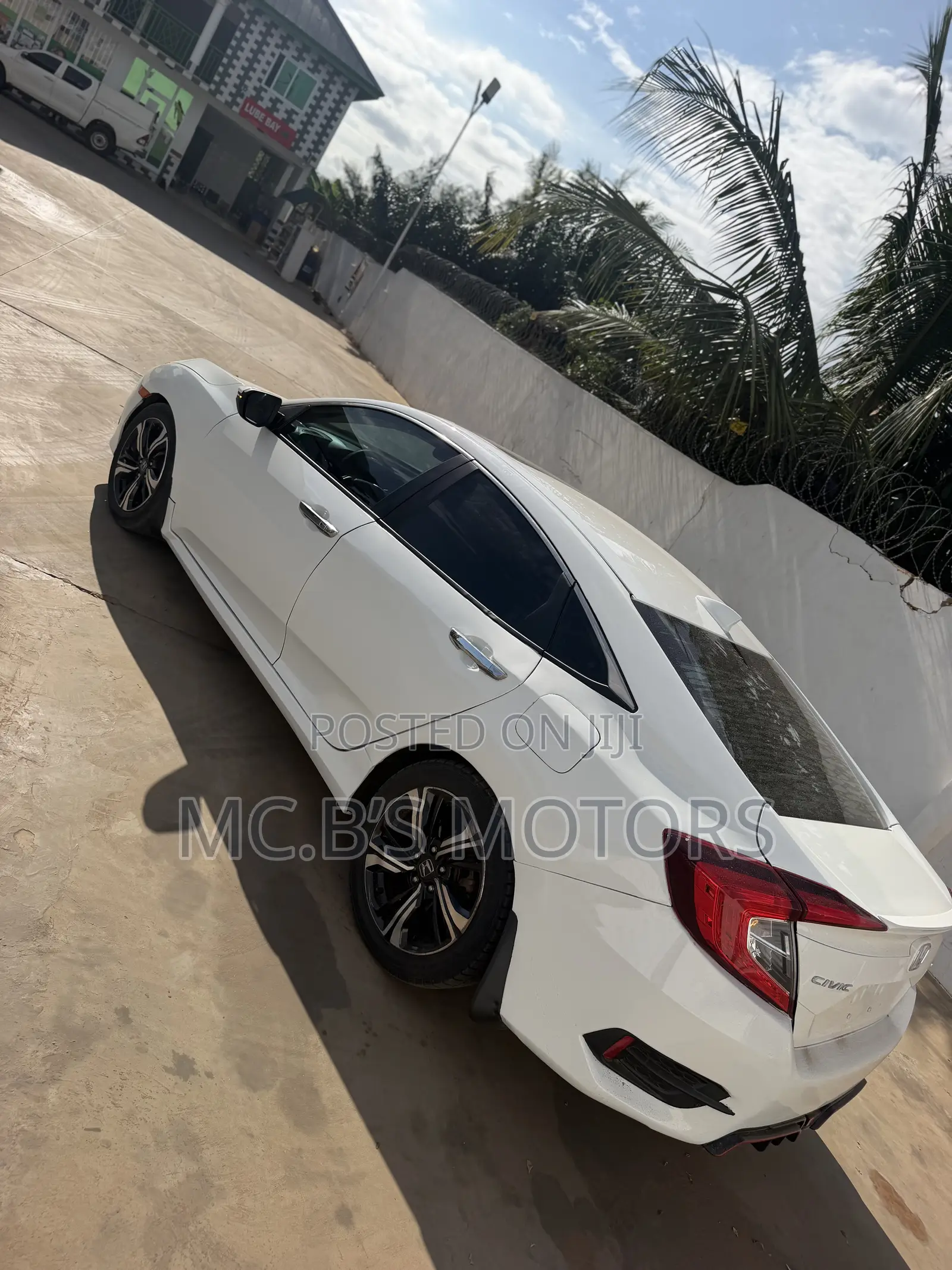 Honda Civic 2017 White