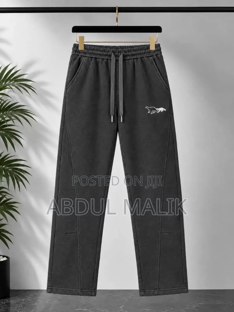 Premium Men’s Joggers – Comfortable & Stylish
