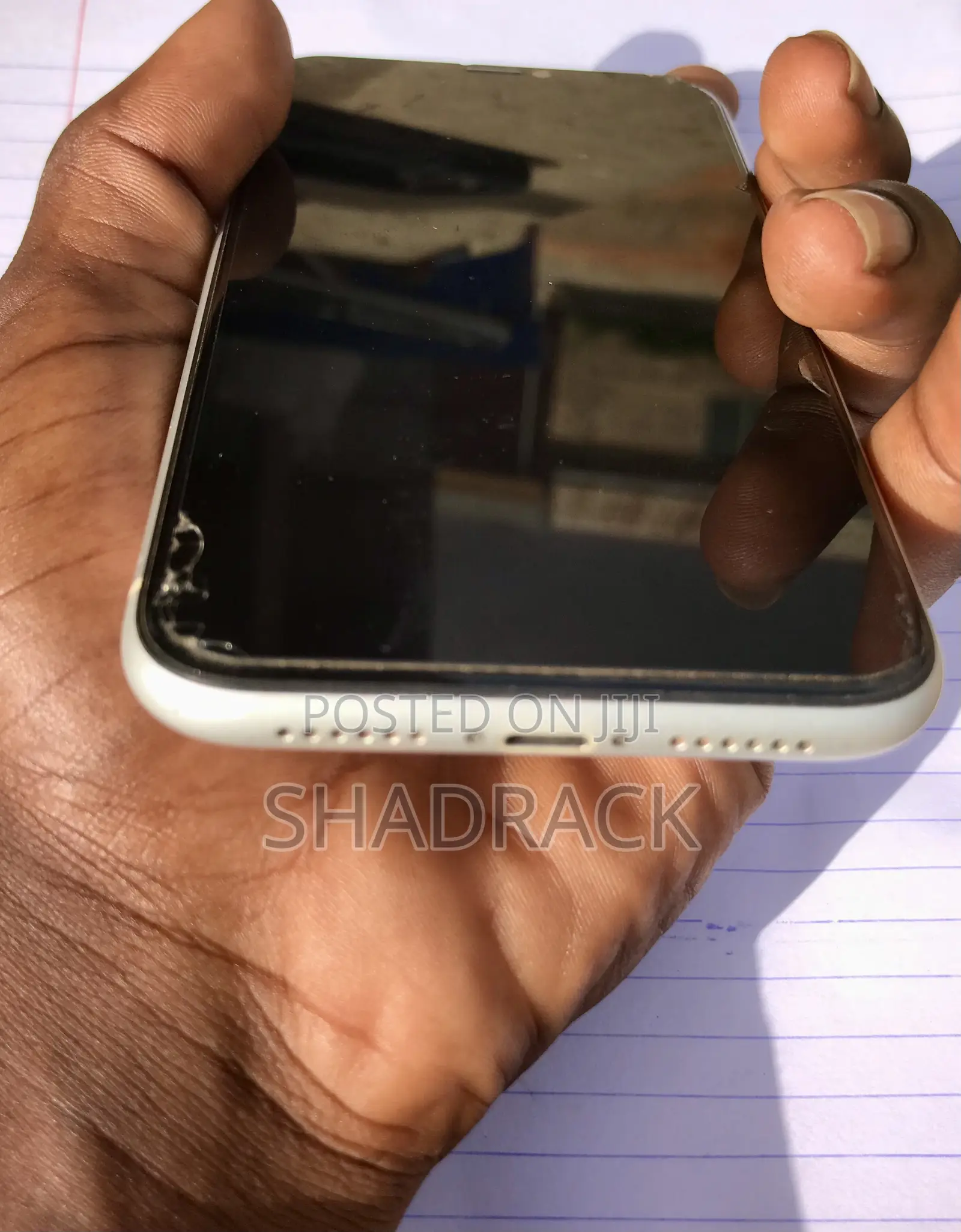 Apple iPhone XR 64 GB White