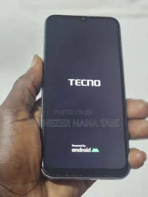 Tecno Spark 8C 64 GB Blue