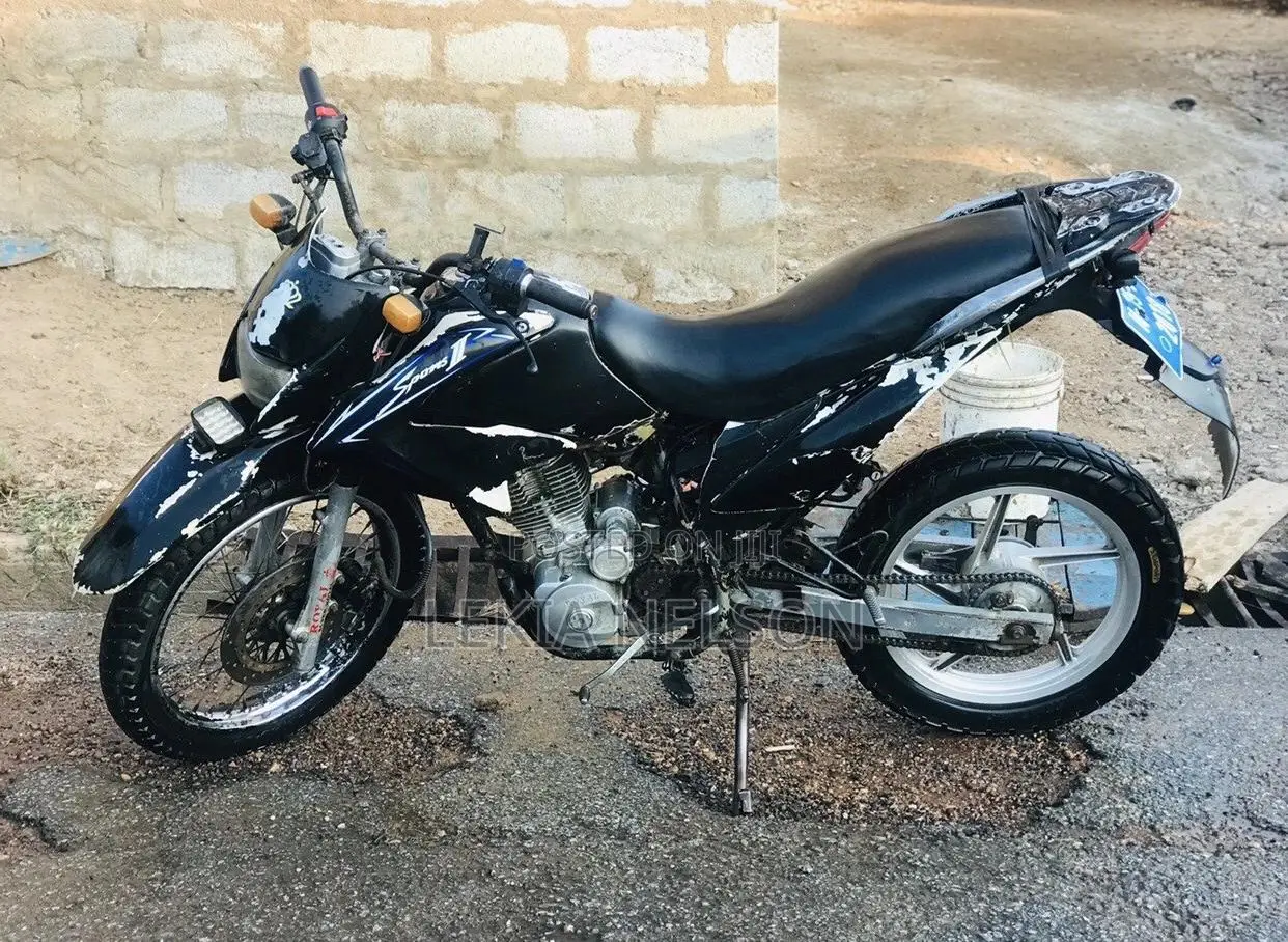 Royal Racer 2019 Black