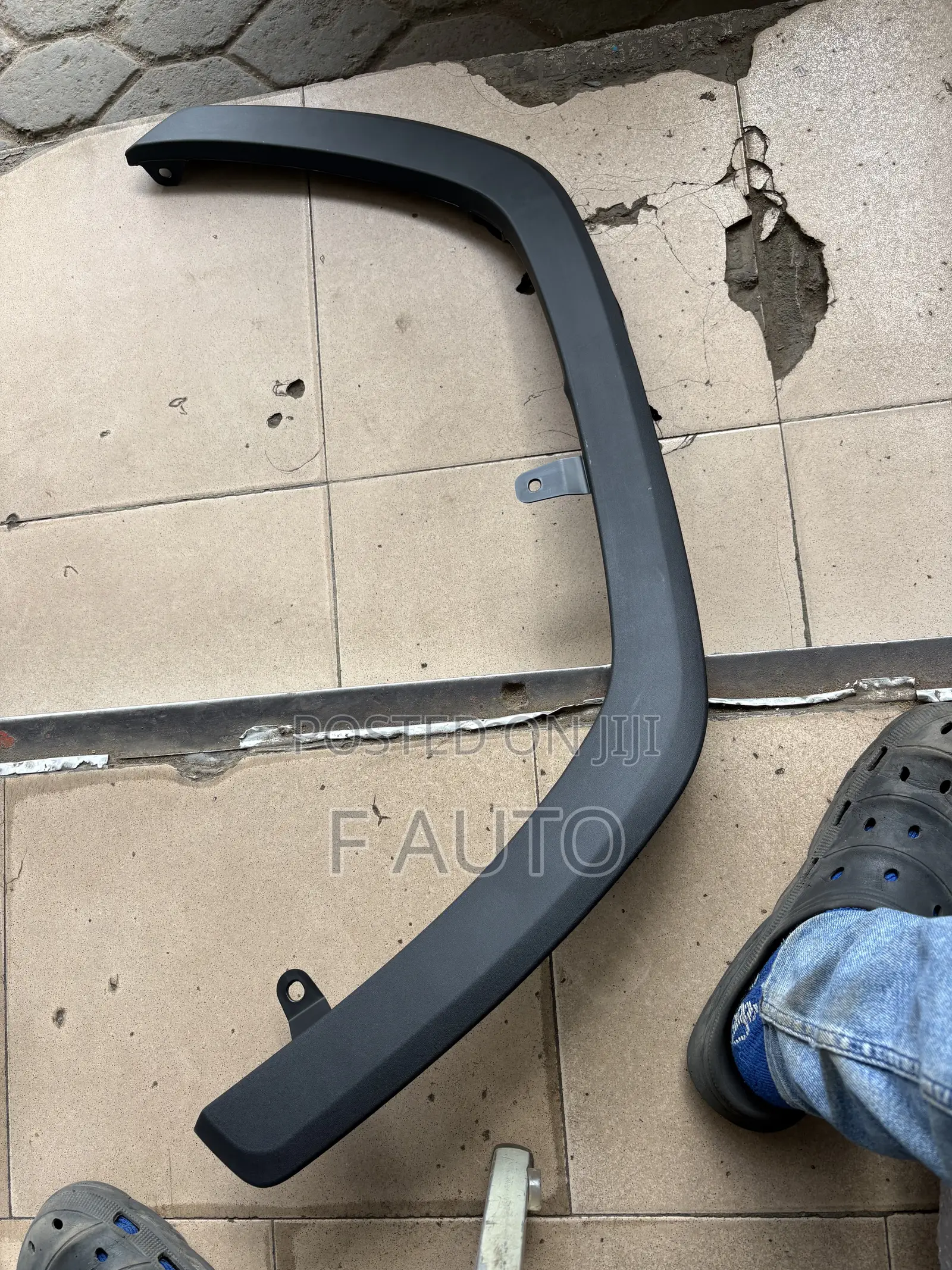 Toyota RAV4 2019,2021,2022,2023,2024,2025 Front Fender Moulding