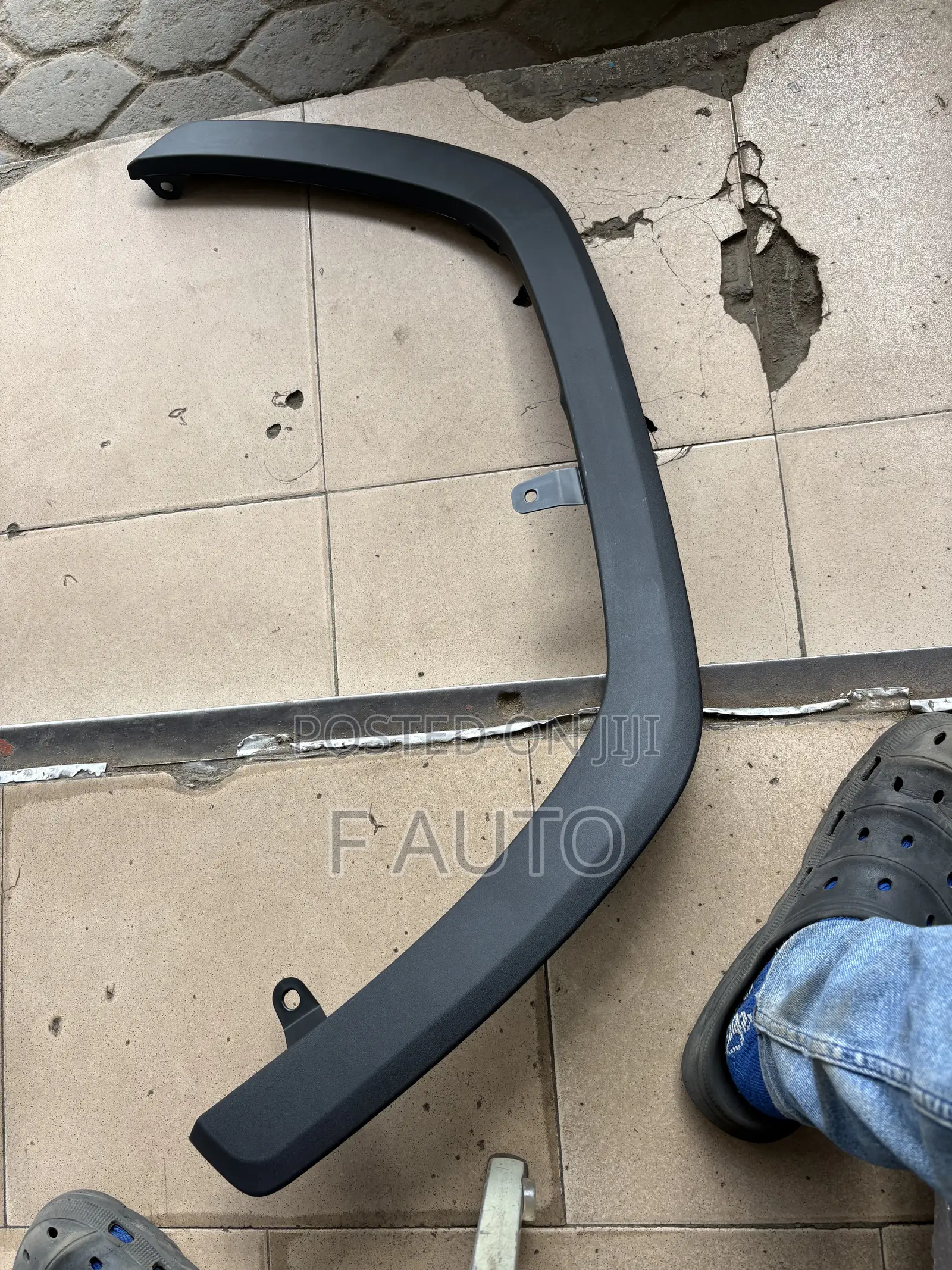Toyota RAV4 2019,2021,2022,2023,2024,2025 Front Fender Moulding