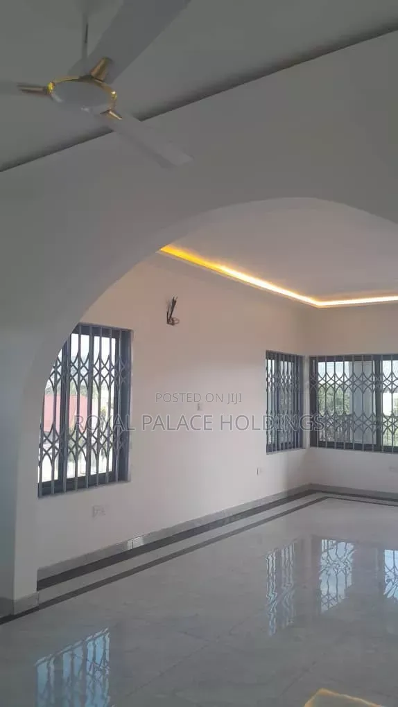 3bdrm Apartment in Oyarifa for rent