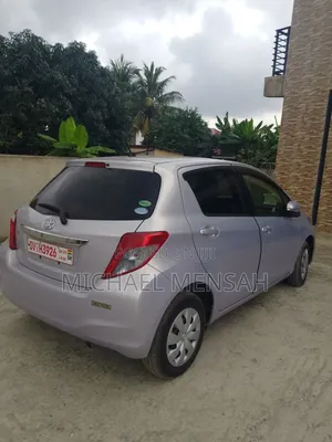 Toyota Vitz 2013 Purple