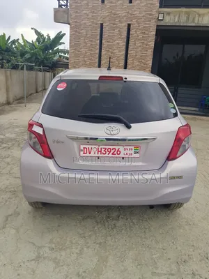 Toyota Vitz 2013 Purple