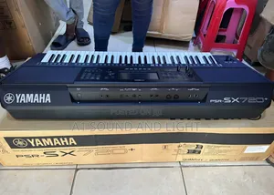 Yamaha SX720+ Arranger Workstation Keyboard