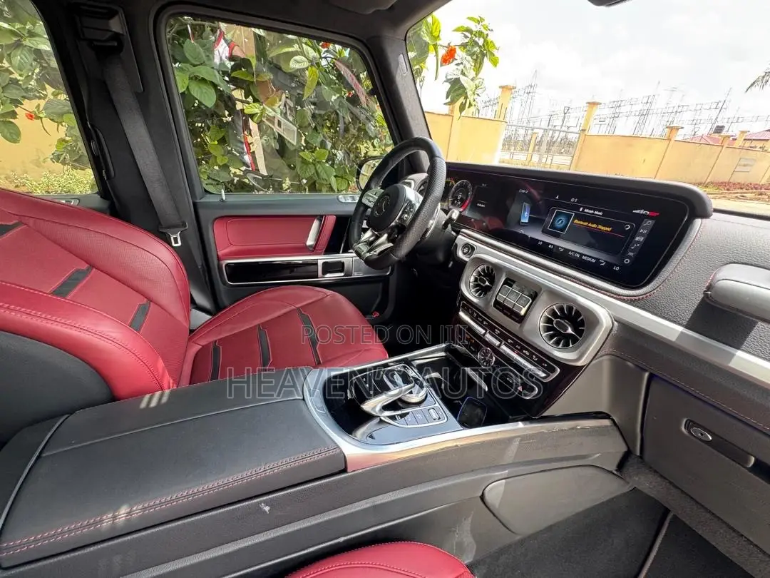 Mercedes-Benz G-Class 2026 Black