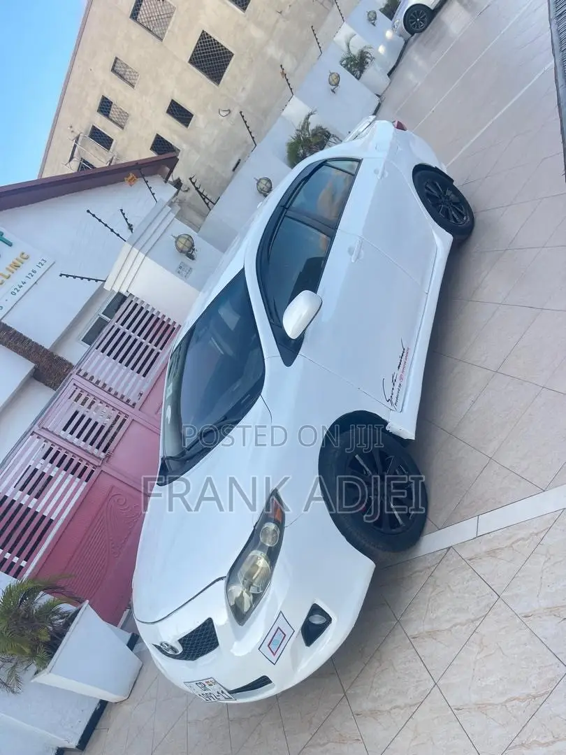 Toyota Corolla 2009 White