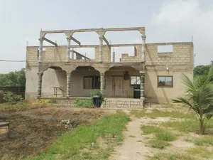 14 Bedrooms Uncompleted Storey Building (2 Plot)