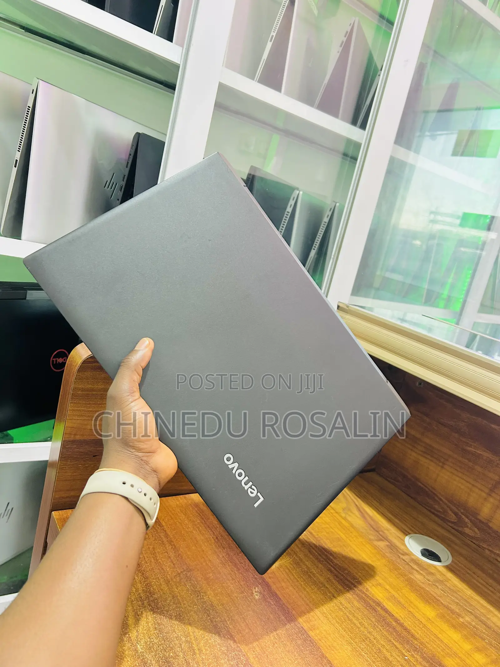 Laptop Lenovo IdeaPad 1 8GB Intel Core i5 SSD 256GB
