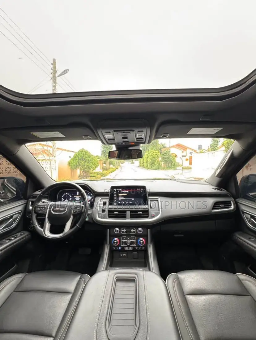 GMC Yukon Denali 4WD 2023 Black