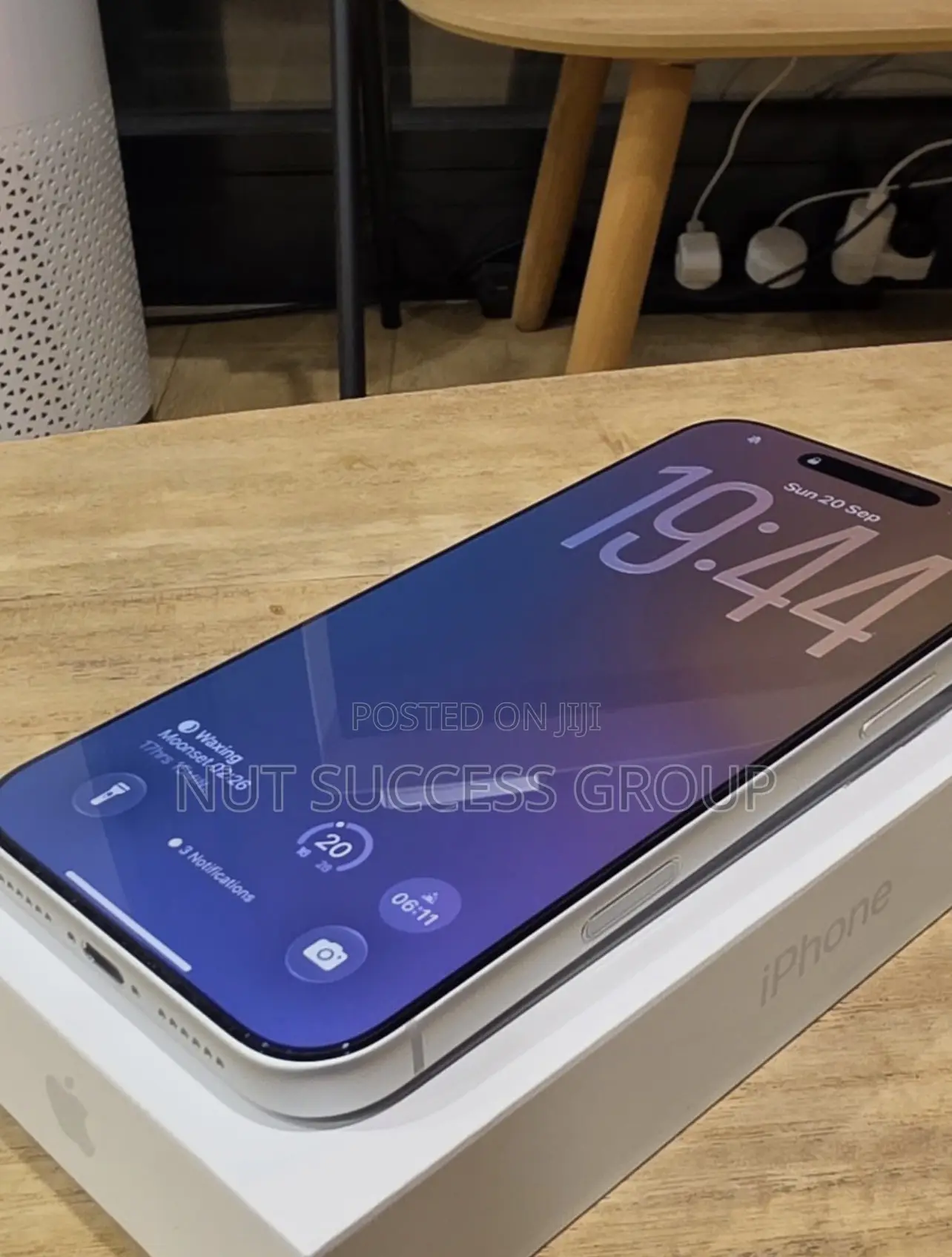 New Apple iPhone 17 Pro Max 256 GB Silver