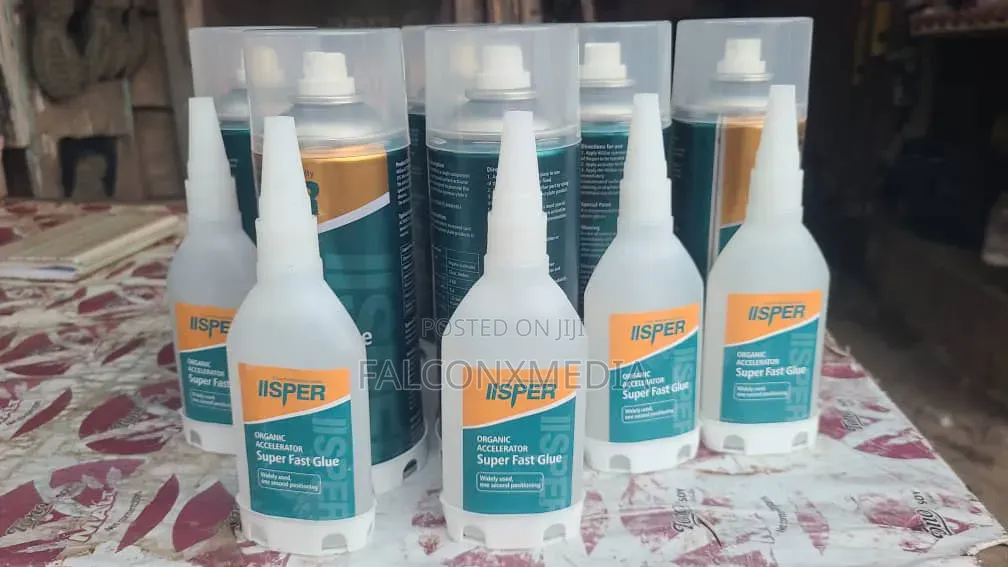 Fast Glue With Spray Activator