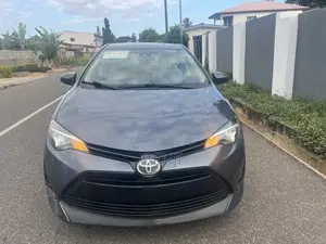 Toyota Corolla 2017 Gray
