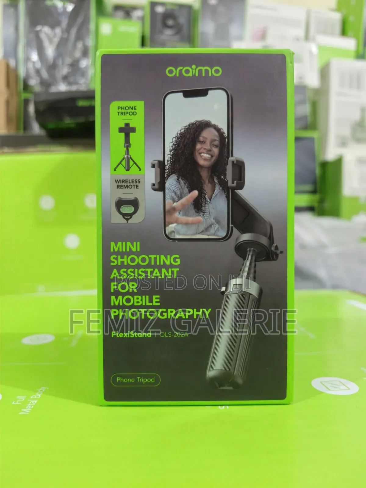 Oraimo FlexiStand Phone Tripod With Fill Light and Remote Control