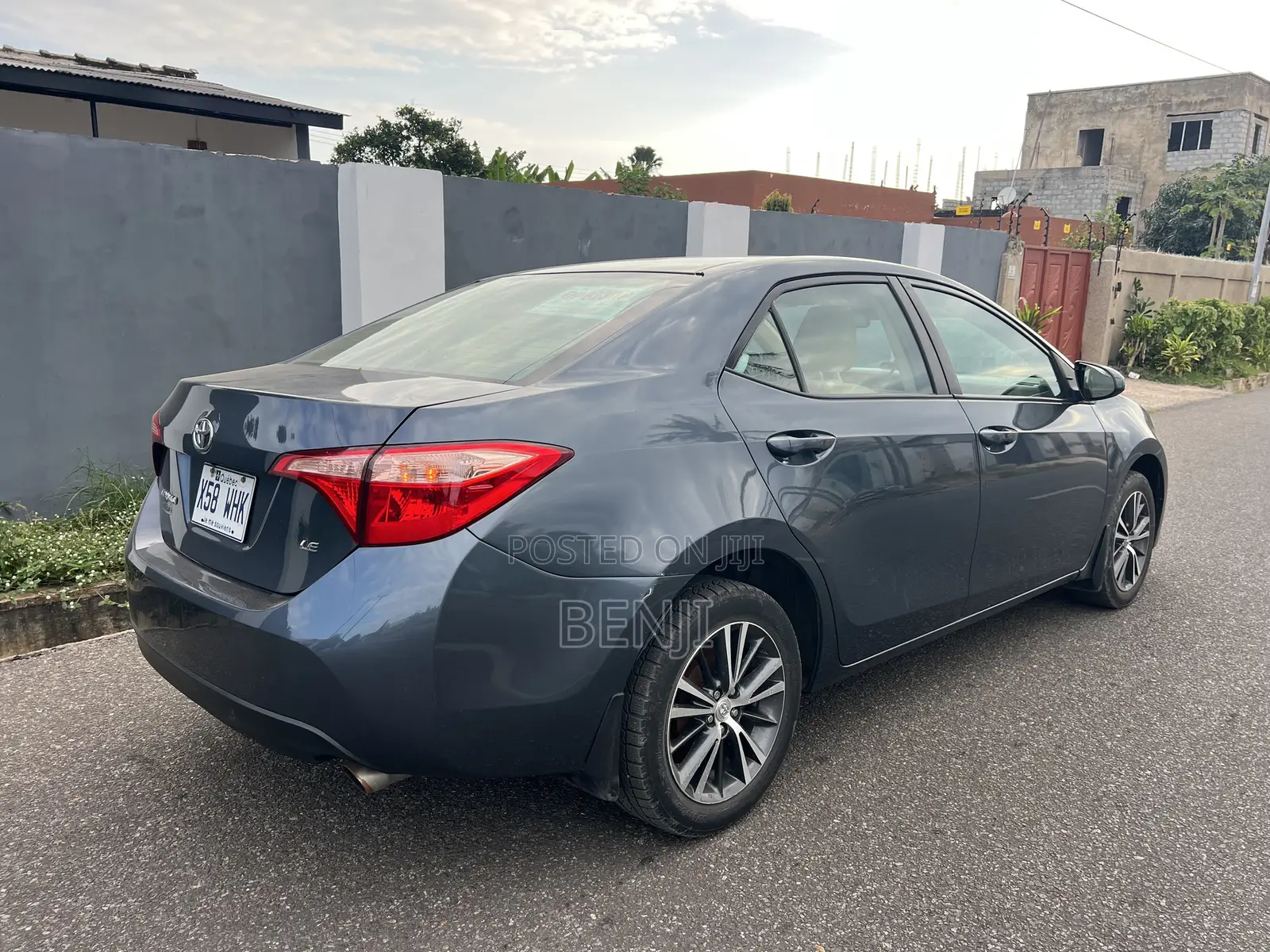 Toyota Corolla 2017 Gray