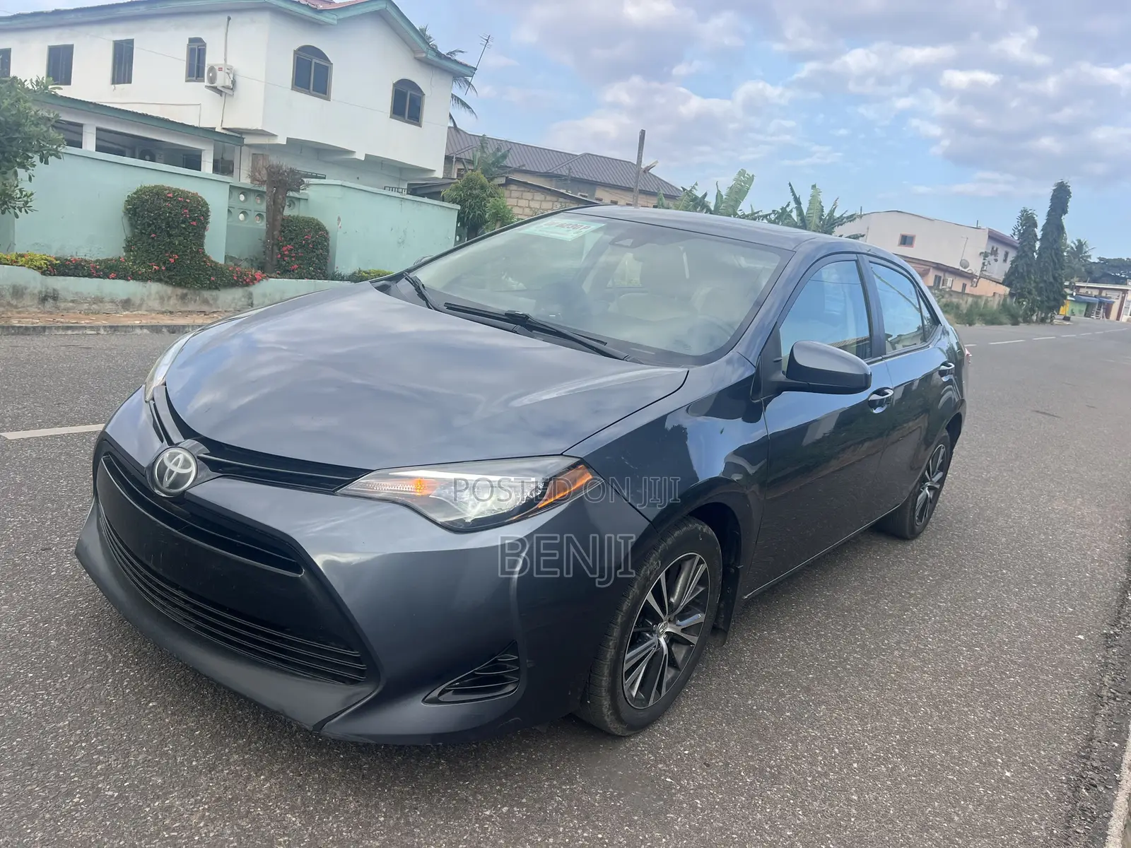Toyota Corolla 2017 Gray