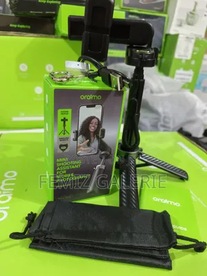 Oraimo FlexiStand Phone Tripod With Fill Light and Remote Control