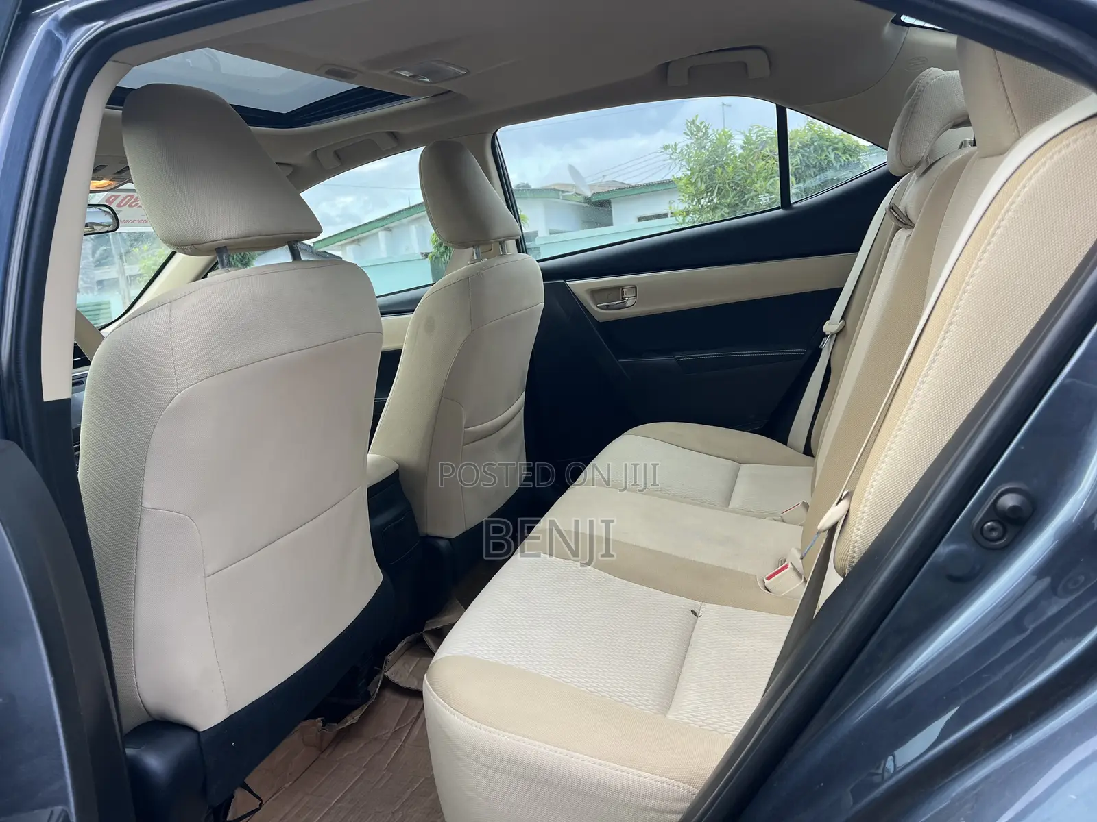 Toyota Corolla 2017 Gray