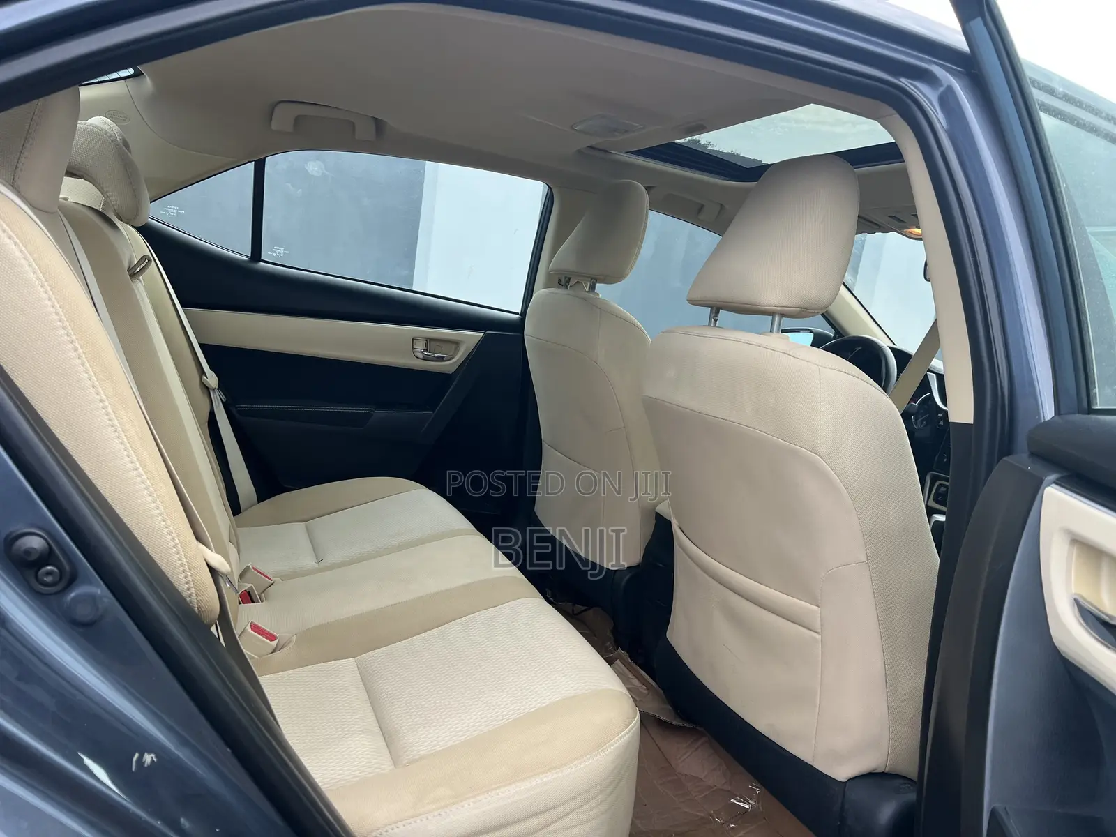 Toyota Corolla 2017 Gray