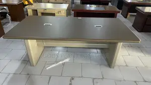 Conference Table (6-8) Fm