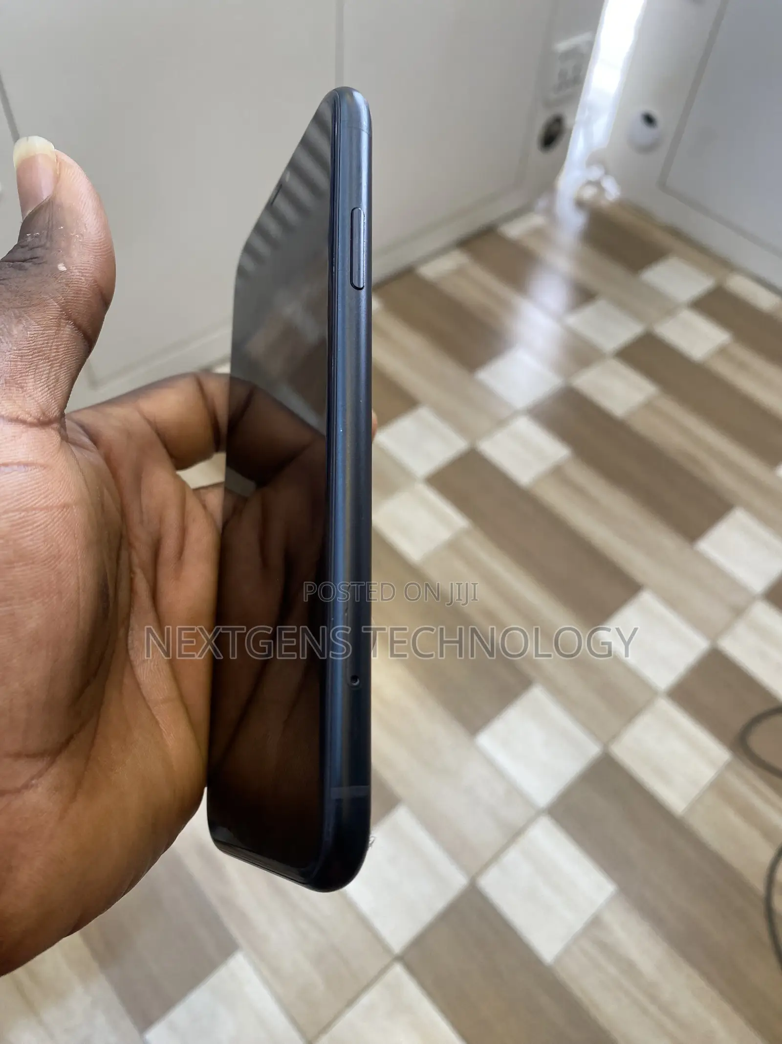 Apple iPhone XR 64 GB Black