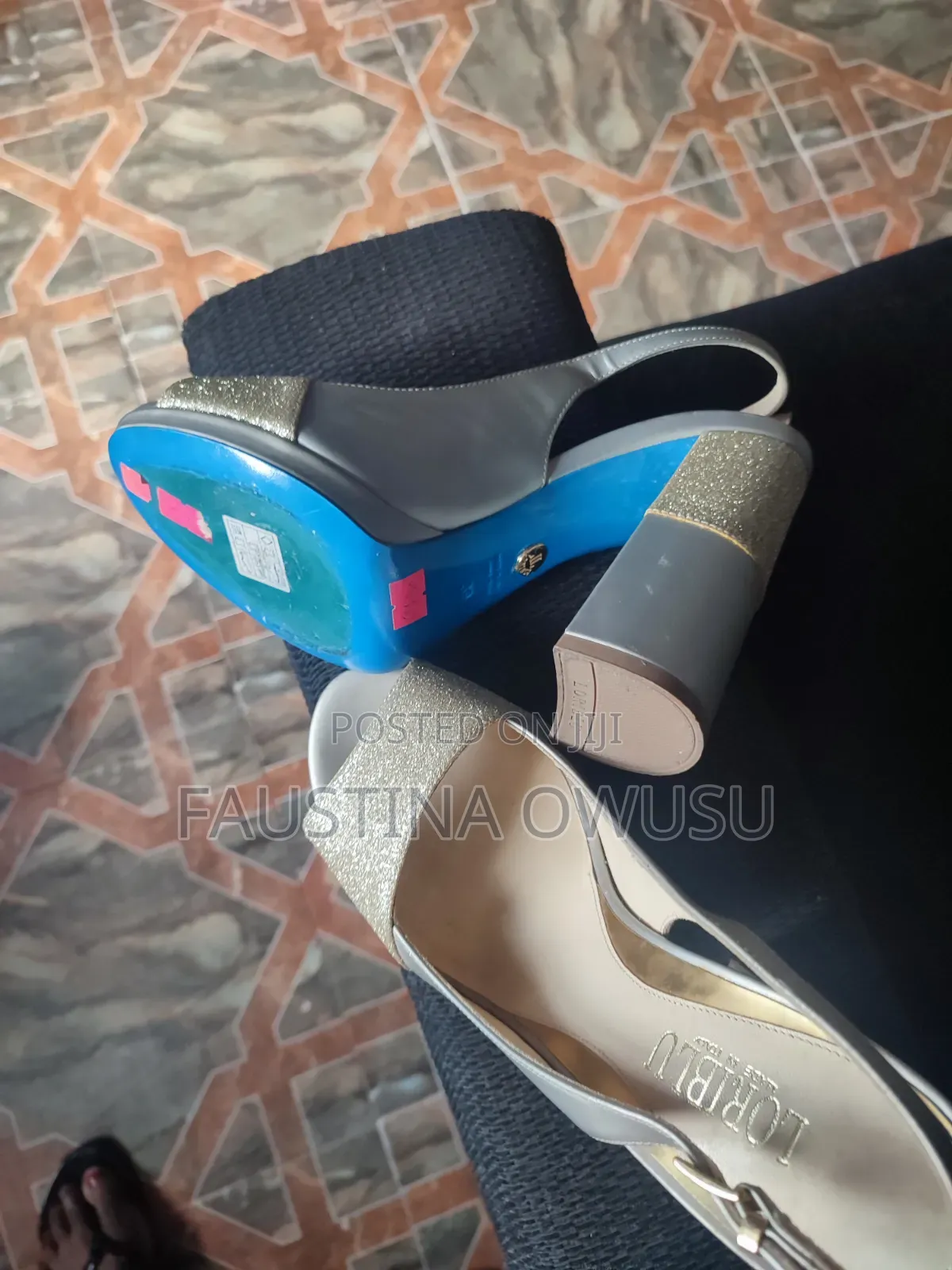 Ladies Shoe