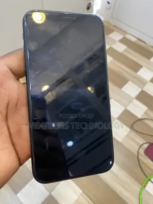 Apple iPhone XR 64 GB Black