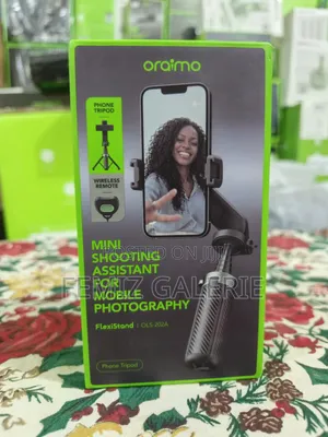 Oraimo FlexiStand Phone Tripod With Fill Light and Remote Control
