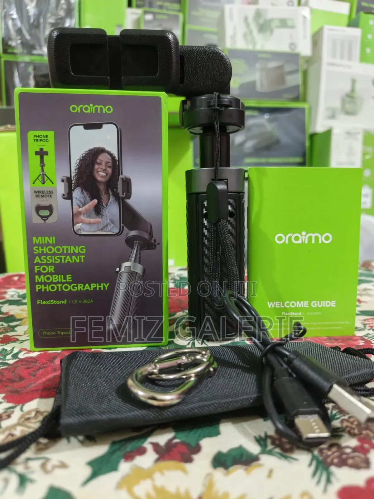 Oraimo FlexiStand Phone Tripod With Fill Light and Remote Control