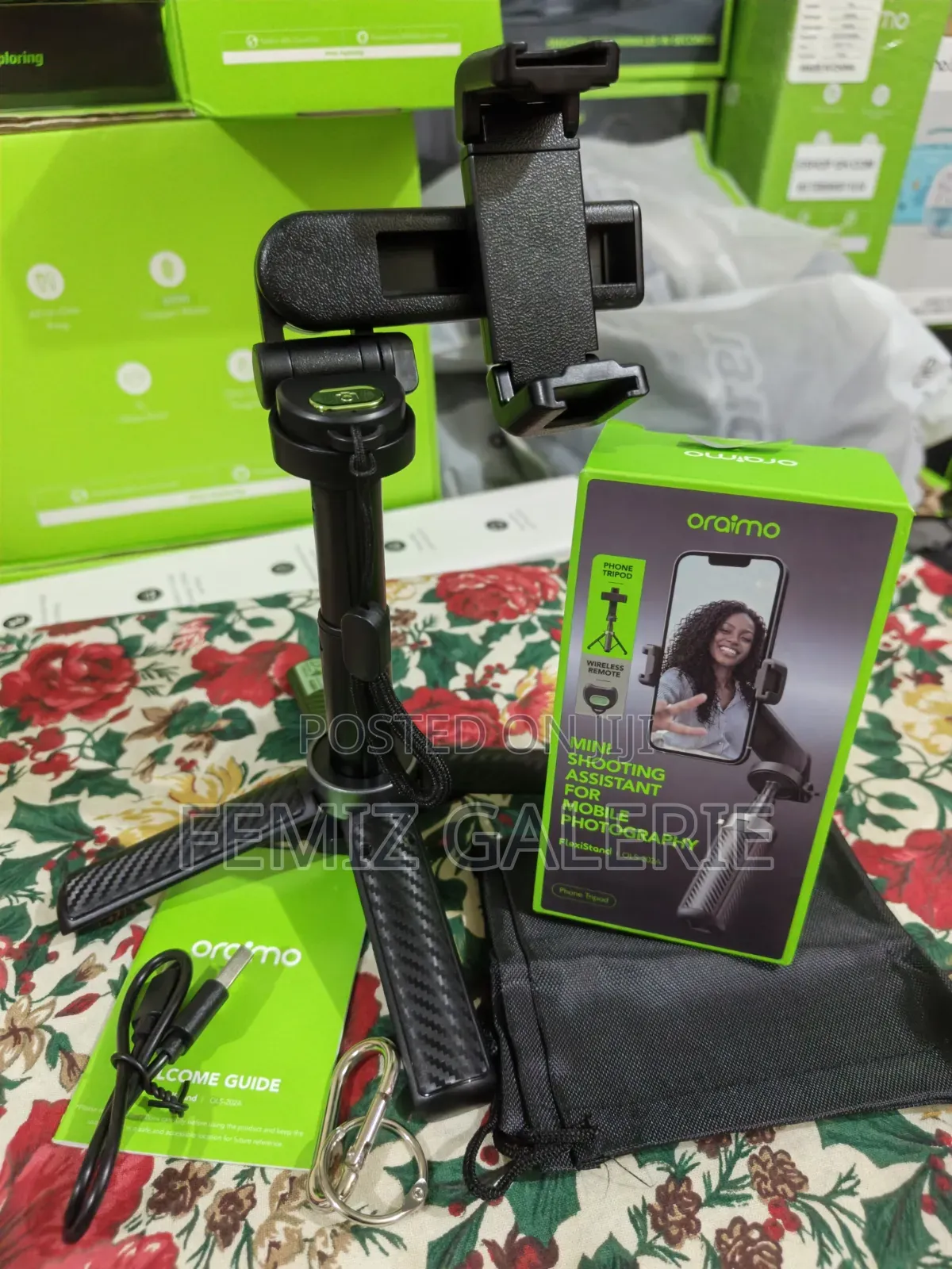 Oraimo FlexiStand Phone Tripod With Fill Light and Remote Control